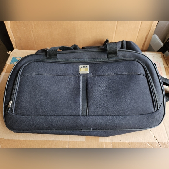 JEEP Other - JEEP Overnight Bag/ Gym Bag